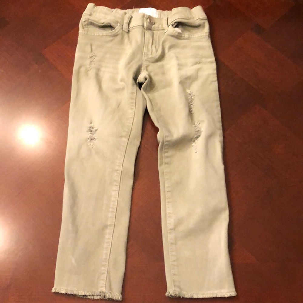 Children’s Place light green size 5 jeans